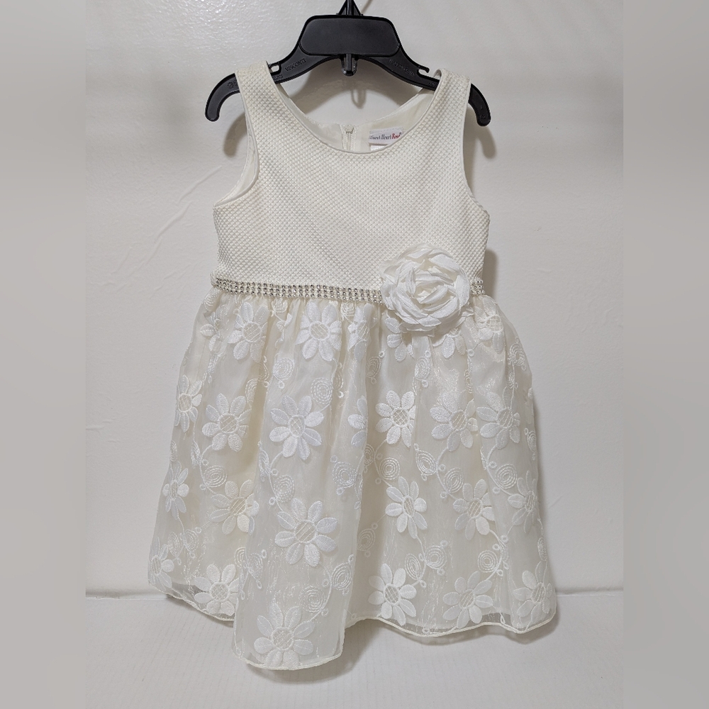 SZ 3T Sweet Heart Rose Todd. Girls Sleeveless Antique White Daisy Applique Dress